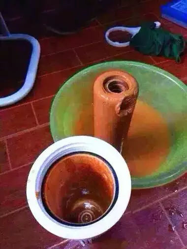 看看您家用的水管，是不銹鋼水管太貴，還是家人的健康不值得投資？